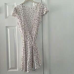 Gorgeous rose pattern wraparound dress extra small